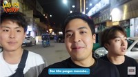 Jerome Polin liburan ke India bersama Waseda Boys. Momen kulineran kaki lima tentunya tak dilewatkan. Foto: YouTube Nihongo Mantappu