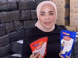 Dikenal Kaya Raya, 7 Potret Muzdalifah Kini Jualan Sabun Sachet hingga Tisu