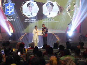 Pemkot Surabaya Raih Penghargaan Kota Layak Anak 6 Kali Berturut-turut