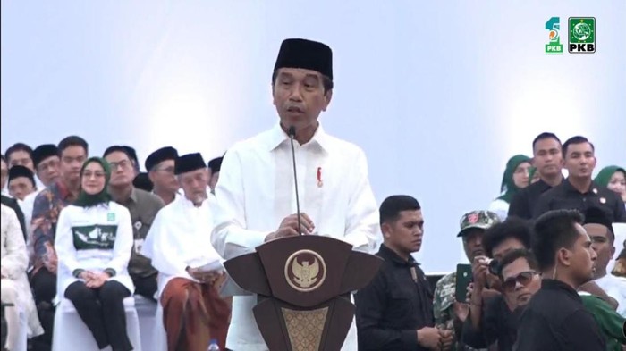 Presiden Jokowi di Harlah PKB di Solo, Jateng.