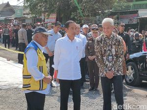 Cek Jalan Surakarta-Purwodadi, Jokowi: Dari Saya Kecil Nggak Pernah Beres
