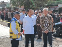 Cek Jalan Surakarta-Purwodadi, Jokowi: Dari Saya Kecil Nggak Pernah Beres