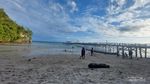 Putras, Salah Satu Pasir Putih Indah di Raja Ampat