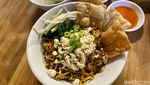 Di Transmart Kidcity Bintaro Bisa Jajan Ramen hingga Es Cendol Enak