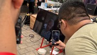 Bakal Calon Presiden Ganjar Pranowo juga berkesempatan untuk menyapa para peserta melalui panggilan video.