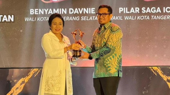 Wakil Wali Kota Tangerang Selatan Pilar Saga Ichsan