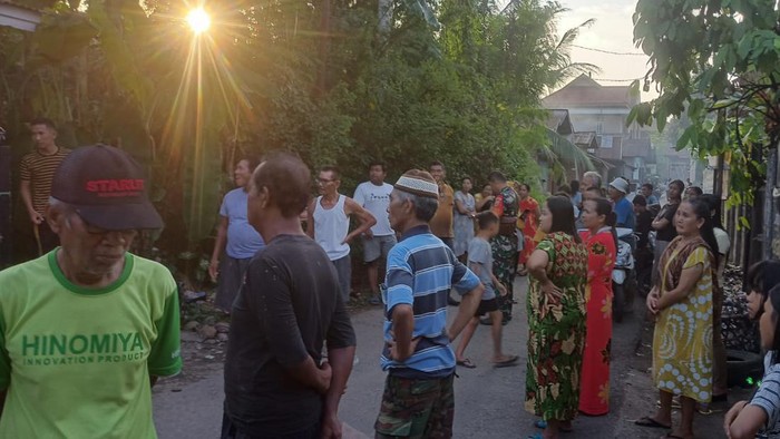 Warga nekat menggrebek lokasi pesta narkoba karena sudah kesal. Warga mengaku sering kehilangan sejak lokasi itu ramai.