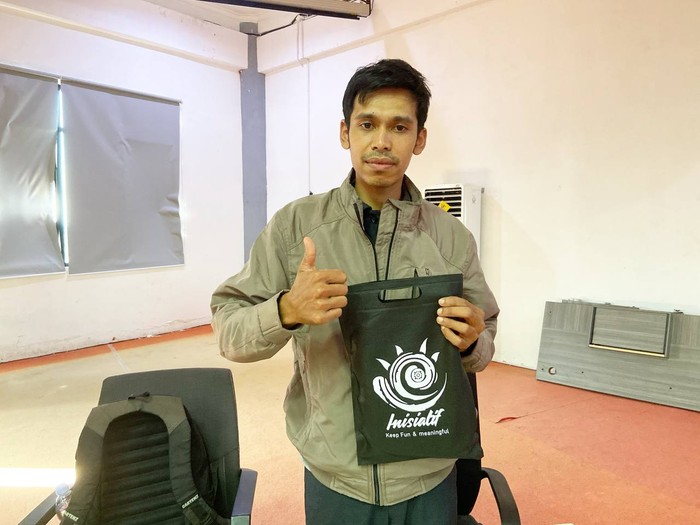 Ahmad Zaenal Abidin (25), warga asli Kabupaten Tulungagung terdaftar sebagai peserta Program Jaminan Kesehatan Nasional (JKN) sejak tahun 2015.