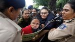Aksi Protes Dua Wanita Diarak Bugil di India Terus Terjadi