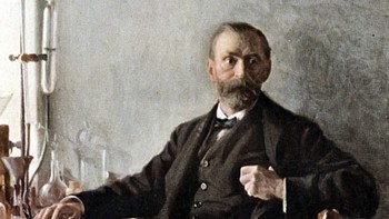 Alfred Nobel yang dikenal sebagai penemu dinamit pun merasakan hal yang sama dengan Oppenheimer. Ia menyesali temuannya karena digunakan pihak militer sehingga menyebabkan jatuhnya korban ratusan ribu orang. Mengutip BBC Indonesia, sebelum meninggal dunia di San Remo, Italia, pada 10 Desember 1896, Nobel dikatakan dihantui oleh kematian dan kerusakan yang diakibatkan oleh temuannya. Foto: Britannica