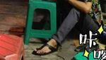 Duta Sheila On 7 Doyan Jajan Kaki Lima dan Makan di Warteg