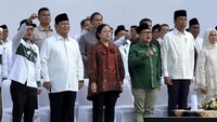 Tidak hanya Zulhas, acara ini juga dihadiri Presiden Joko Widodo atau Jokowi hingga sejumlah petinggi partai politik pendukung pemerintah. Hampir seluruhnya, termasuk Zulhas mengikuti rangkaian acara Harlah hingga selesai.
