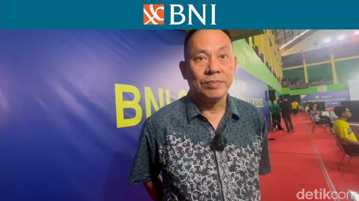 Legenda badminton Hermawan Susanto di ajang BNI Sirkuit Nasional (Sirnas) B Sulsel 2023.