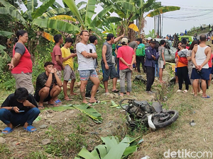 Laka Maut Truk Seruduk Mobil-3 Motor di Jatibarang Diduga Akibat Rem Blong