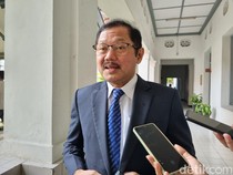 Penegasan Kemenkes Tak Terkait Pencopotan Dekan FK Unair