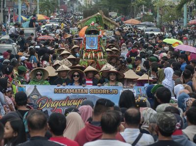 Meriahnya Kirab Budaya Hari Jadi Kota Salatiga