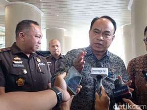Menkominfo Dukung Soal Diblokirnya 191 Ribu HP dengan IMEI ilegal