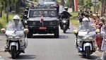 Momen Jokowi Naik Maung Dikawal Prabowo & Erick Thohir