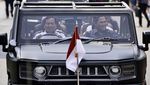 Momen Jokowi Naik Maung Dikawal Prabowo & Erick Thohir