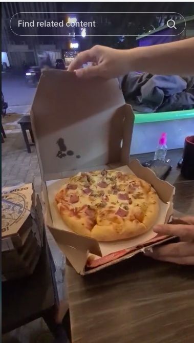 Orderan fiktif pizza Rp 500 ribu