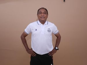 Ikut Lisensi AFC Pro, Kas Hartadi Pantau Latihan PSIM dari Jauh