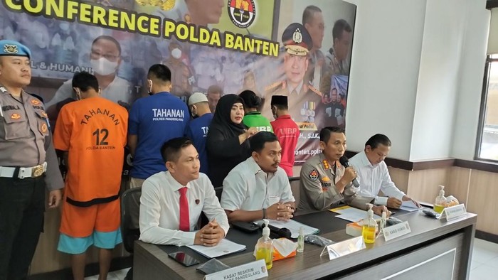 Polda Banten menangkap 5 tersangka kasus TPPO (Foto: Bahtiar/Detikcom)