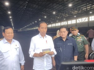 Jokowi Sebut Produksi Pindad Berlipat Usai Digelontor PMN Rp 700 Miliar