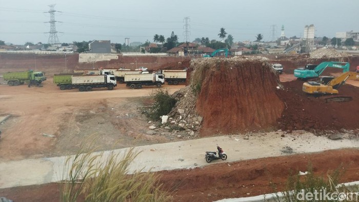 Rumah di tengah proyek Tol Cijago kini sudah dibongkar (Kurniawan Fadilah/detikcom)