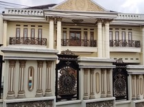 Viral Kampung Sultan di Lereng Gunung Garut, Rumahnya Megah dan Mewah!