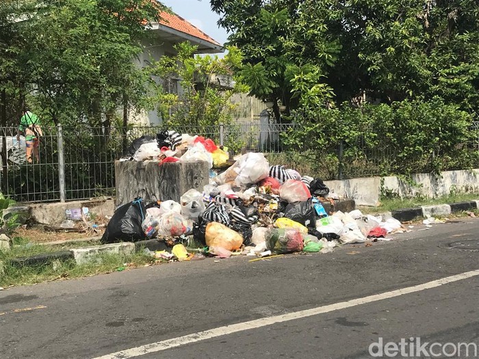 Kondisi sampah di Kota Yogyakarta usai TPA Piyungan ditutup.