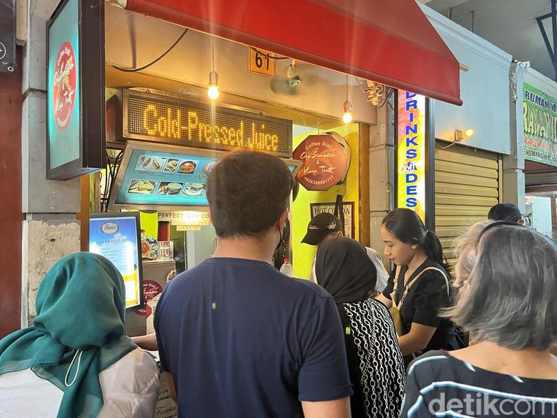 Kedai kopi senior