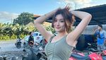 6 Potret Shannon Wong Main ATV, Tetap Cantik di Alam Terbuka