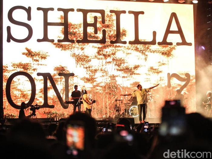 Sheila on 7 Sheila on 7 di We The Fest 2023.