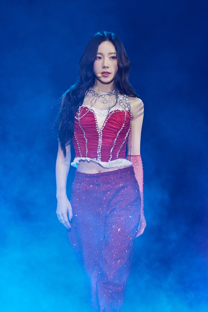 Taeyeon di konser The ODD of LOVE Jakarta, Sabtu (22/7/2023).