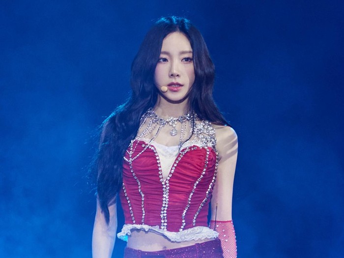 Taeyeon Taeyeon di konser The ODD of LOVE Jakarta, Sabtu (22/7/2023).