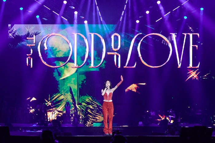 Taeyeon di konser The ODD of LOVE Jakarta, Sabtu (22/7/2023).
