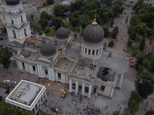 Penampakan Katedral Bersejarah Ukraina Hancur Dibombardir Putin