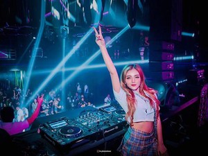 Ully Frank Ketiban Rezeki Jadi DJ, Senang Bisa Sepanggung dengan Musisi Senior