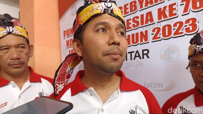 Wagub Jatim Emil Dardak di Blitar.