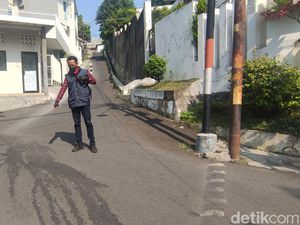 Pria Tewas di Tengah Jalan Semarang Diduga Dibunuh, Polisi Temukan Pisau