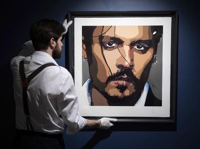 Wujud Lukisan Johnny Depp yang Dijual Terbatas
