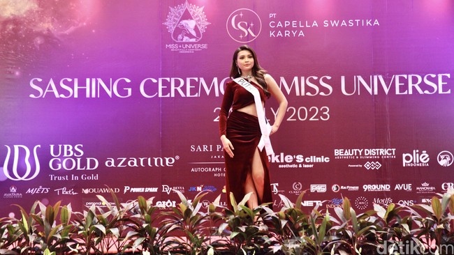 Puput Putri Utami adalah finalis Miss Universe Indonesia 2023 asal DKI Jakarta.⁣⁣⁣⁣ Foto: Chelsea Olivia Daffa