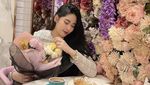 Cica Andjani, Istri Cantik Ricky Subagja yang Hobi Kulineran