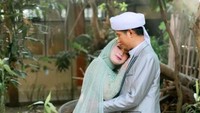 Menurut Pebri, sang suami adalah sosok pria pekerja keras, bertanggung Jawab, semangat dan antusias. Pebri pun semakin yakin bahwa Nurhadi adalah jodoh pemberian Allah SWT untuk menuntunnya agar lebih baik lagi ke depannya. 