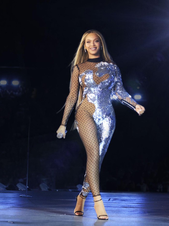 Gaya Beyonce di Konser Renaissance Gaya Beyonce di Konser Renaissance