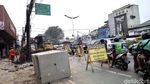 Hati-Hati! Ada Perbaikan Saluran Air di Jalan Otista Jaktim
