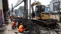 Perbaikan ini baru dikerjakan pada pertengahan Juli 2023 lalu dan diperkirakan rampung pada pertengahan Agustus mendatang.  