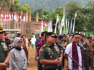 Resmikan 1.345 Sumur Bor bagi Warga Lebak, KSAD Cerita Pengalaman di NTT