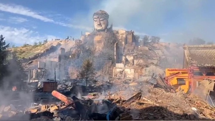 A view of damage caused from a fire in the wooden structure of the Grand Hall of the Dafo (Big Buddha) Temple in Zhangye, Gansu Province, China in this screen grab taken from a video released July 24, 2023 and obtained by Reuters. Video obtained by Reuters/via REUTERS  THIS IMAGE HAS BEEN SUPPLIED BY A THIRD PARTY. MANDATORY CREDIT. NO RESALES. NO ARCHIVES.