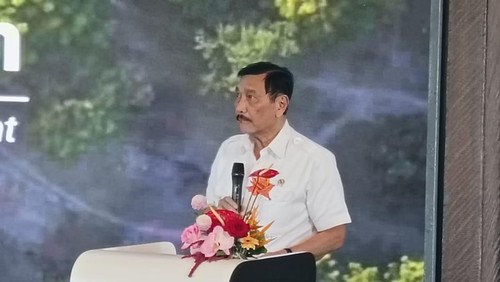 Menteri Koordinator Kemaritiman dan Investasi (Menko Marves) Luhut Binsar Pandjaitan di Serangan, Denpasar, Bali pada Selasa (25/7/2023.